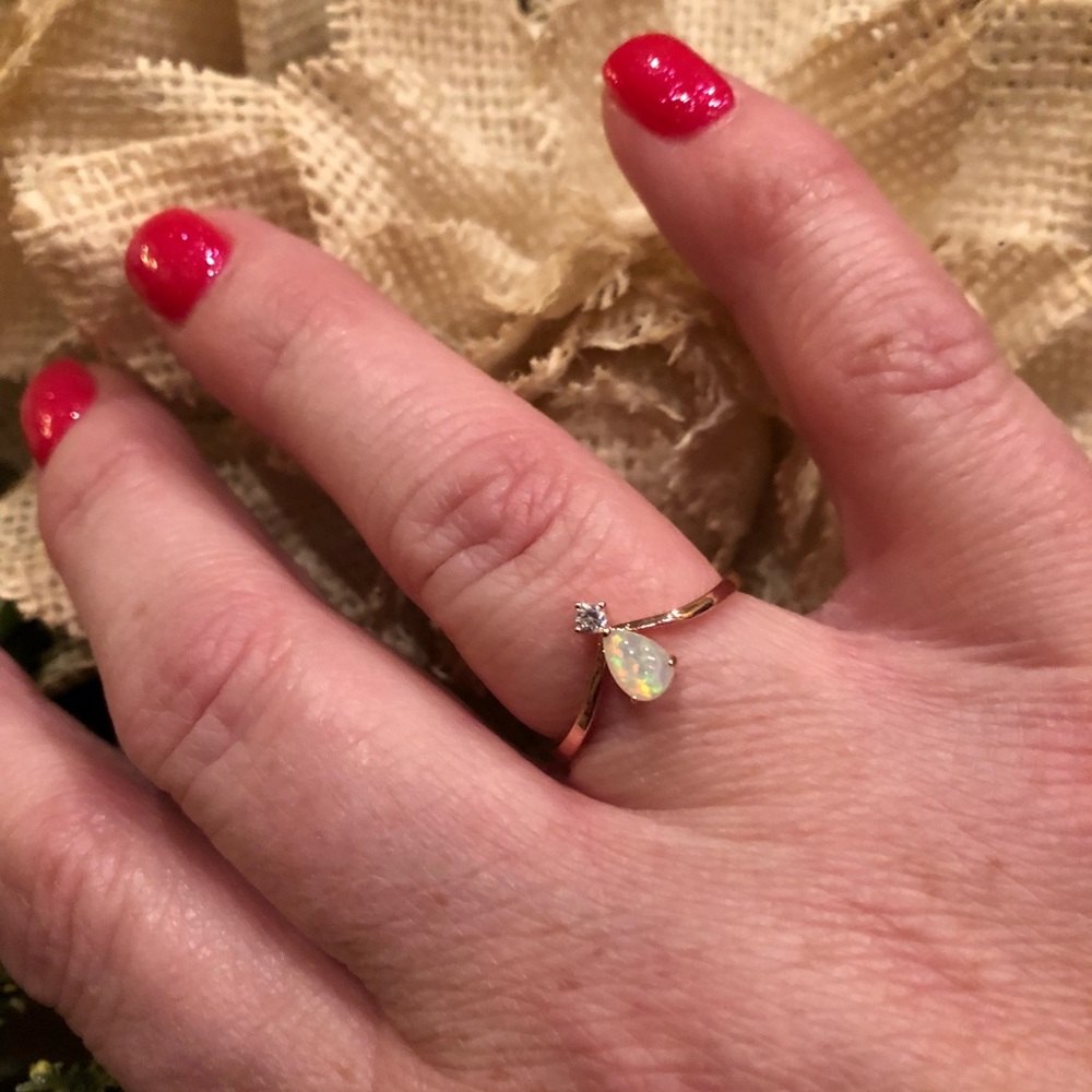 Opal Ring - Picture 2 of 4